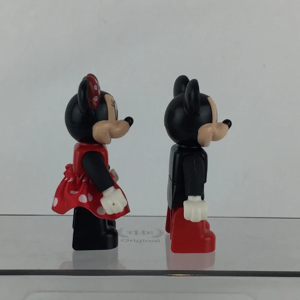 LEGO Duplo Mickey Minnie Mouse Figures Red Black Umbrella Guitar Disney